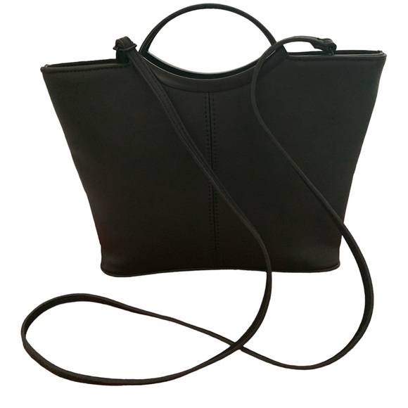 Handbags - Delightful ladies hand bag with strap and handles
